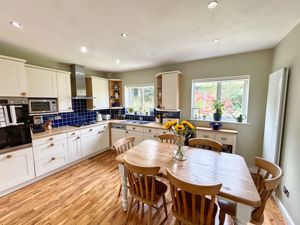 Photo 15- click for photo gallery